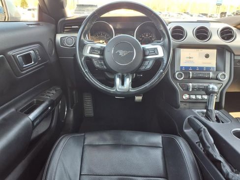 Used 2022 Ford Mustang Premium image 12