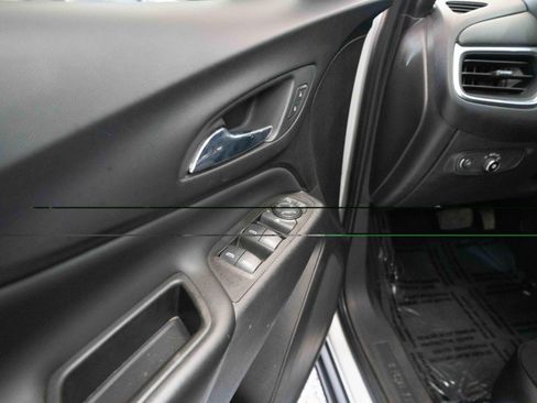 Used 2021 Chevrolet Equinox LT FWD image 7
