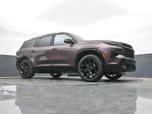 New 2026 Chevrolet Traverse RS w/ LPO, Floor Liner Package image 15