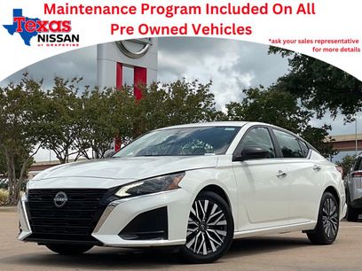 Used 2025 Nissan Altima 2.5 SV