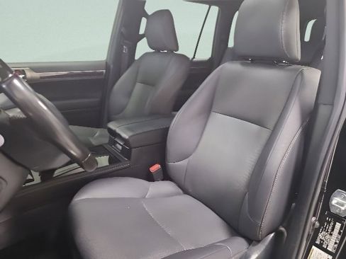 Used 2021 Lexus GX 460 Premium w/ Premium Package AWD/4WD image 23
