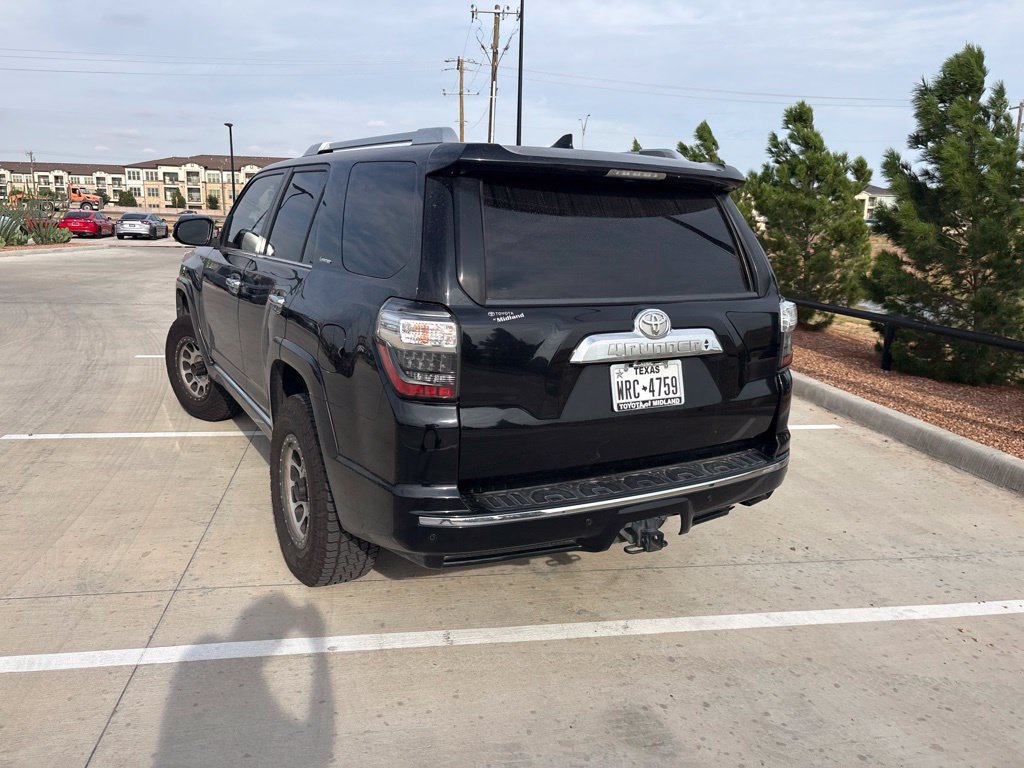 Used 2017 Toyota 4Runner Limited AWD/4WD image 9
