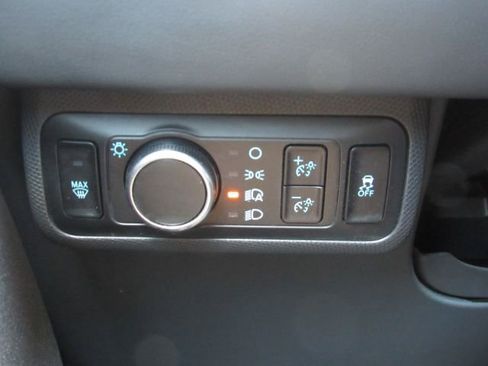 Used 2024 Ford Mustang Mach-E Select w/ Comfort Package Lite image 35