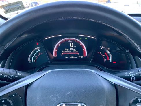 Used 2019 Honda Civic Sport image 25