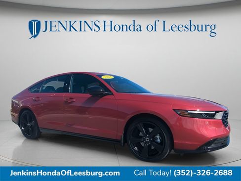Used 2024 Honda Accord Sport image 9