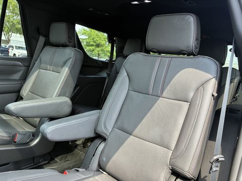 Used 2022 Chevrolet Tahoe RST w/ Luxury Package AWD/4WD image 14