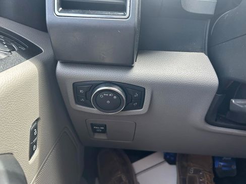 Used 2018 Ford F150 XLT AWD/4WD image 25