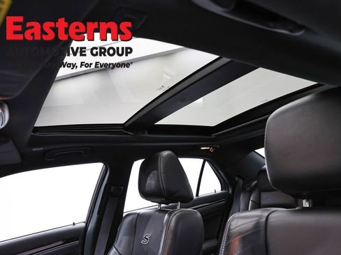 Used 2020 Chrysler 300 S image 35