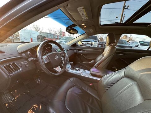 Used 2010 Cadillac CTS Sedan image 9