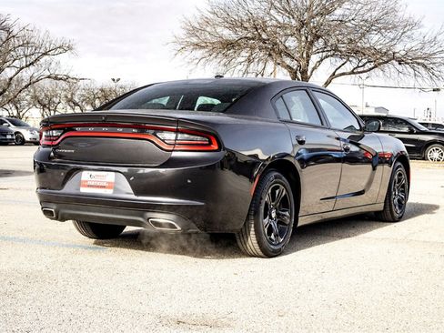 Used 2022 Dodge Charger SXT image 5