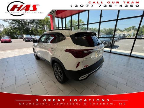 Used 2023 Kia Seltos S AWD/4WD image 3