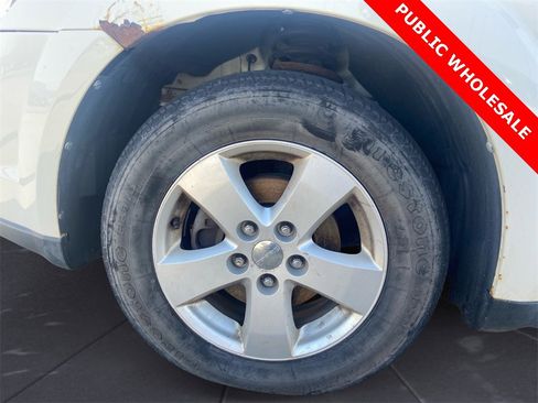 Used 2012 Dodge Journey SXT w/ Flexible Seating Group image 14