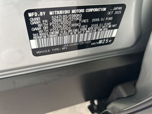 New 2026 Mitsubishi Outlander SE image 43