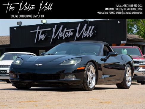 Used 2005 Chevrolet Corvette Convertible w/ Preferred Equipment Group RWD image 1