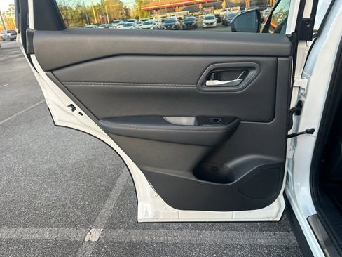 New 2026 Nissan Rogue SV FWD image 22