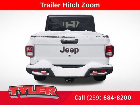 Used 2022 Jeep Gladiator Mojave w/ Cold Weather Group AWD/4WD image 7