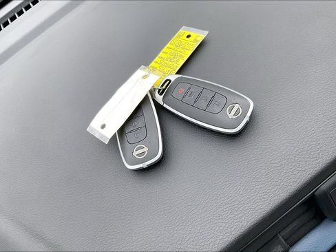 Used 2025 Nissan Versa SV w/ Trunk Package FWD image 13