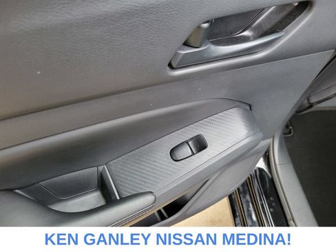 Certified 2025 Nissan Altima 2.5 SV FWD image 40