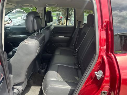 Used 2016 Jeep Compass Latitude image 15