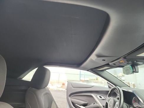 Used 2021 Chevrolet Camaro LT RWD image 20