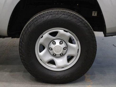 Used 2023 Toyota Tacoma SR AWD/4WD image 61