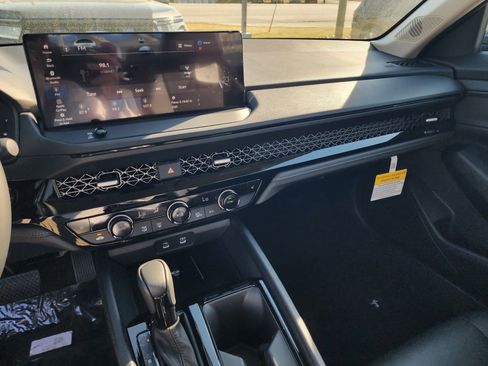 New 2026 Honda Accord EX-L image 8