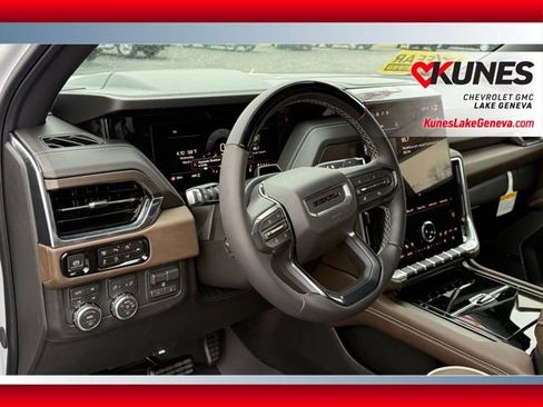 New 2026 GMC Yukon XL Denali Ultimate w/ LPO, Floor Liner Package image 31