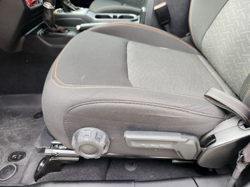 Used 2023 Jeep Gladiator Mojave image 25