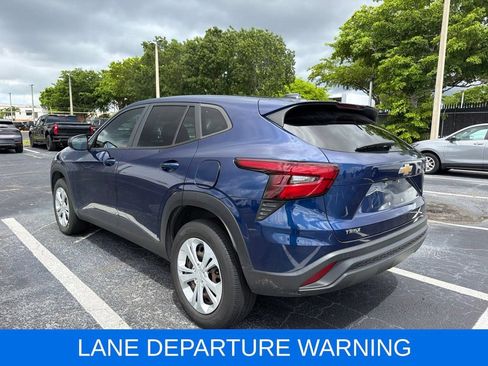 Used 2024 Chevrolet Trax LS FWD image 5