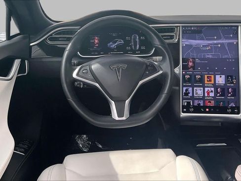 Used 2018 Tesla Model S 75D AWD/4WD image 5