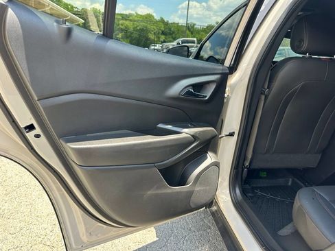 Used 2026 Chevrolet Trax RS w/ Driver Confidence Package FWD image 21