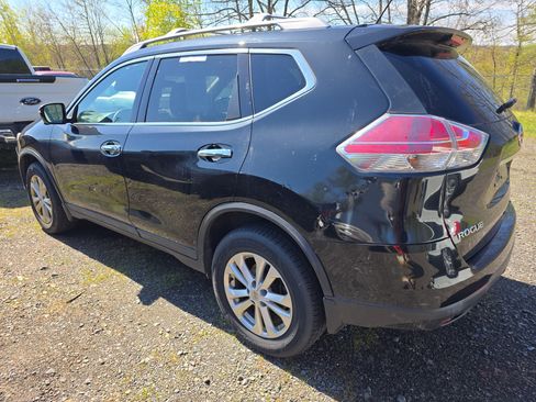 Used 2016 Nissan Rogue SV w/ SV Premium Package AWD/4WD image 5