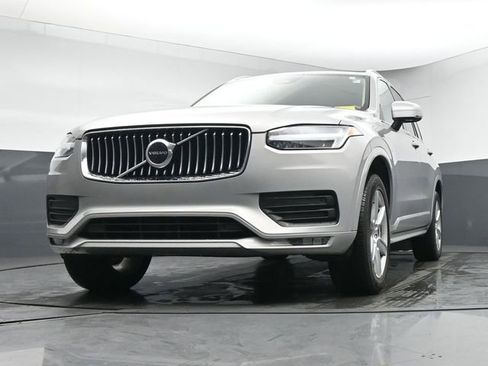 Used 2023 Volvo XC90 B5 Core image 37