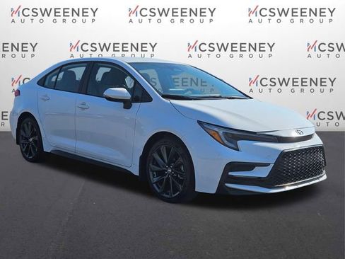 Used 2024 Toyota Corolla SE FWD image 7