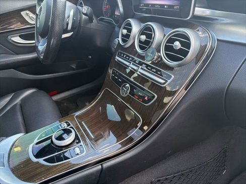 Used 2018 Mercedes-Benz C 300 Sedan image 26