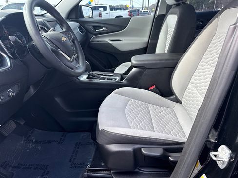 Used 2020 Chevrolet Equinox LS w/ LPO, Floor Liner Package image 10