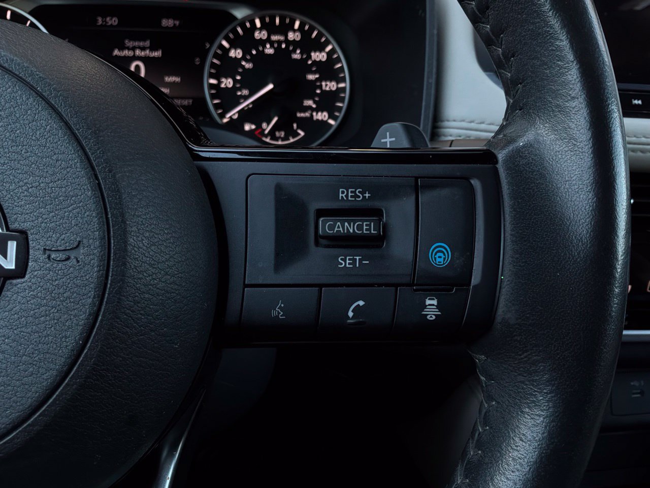 Used 2023 Nissan Rogue SL w/ SL Premium Package FWD image 45