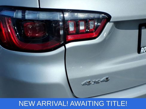 Used 2025 Jeep Compass Limited AWD/4WD image 21