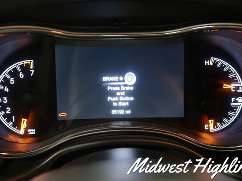 Used 2021 Jeep Grand Cherokee Limited image 26