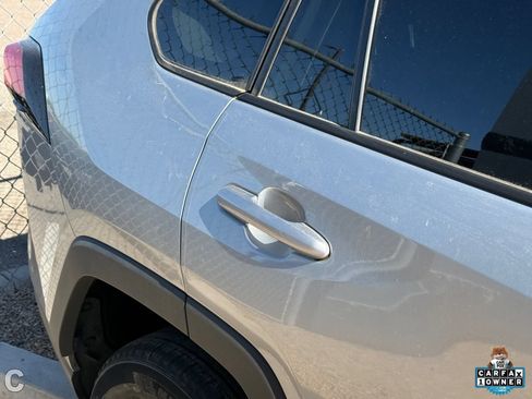 Used 2023 Toyota RAV4 XLE FWD image 9