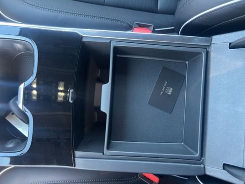 New 2026 Buick Enclave Sport Touring w/ Power Package image 28