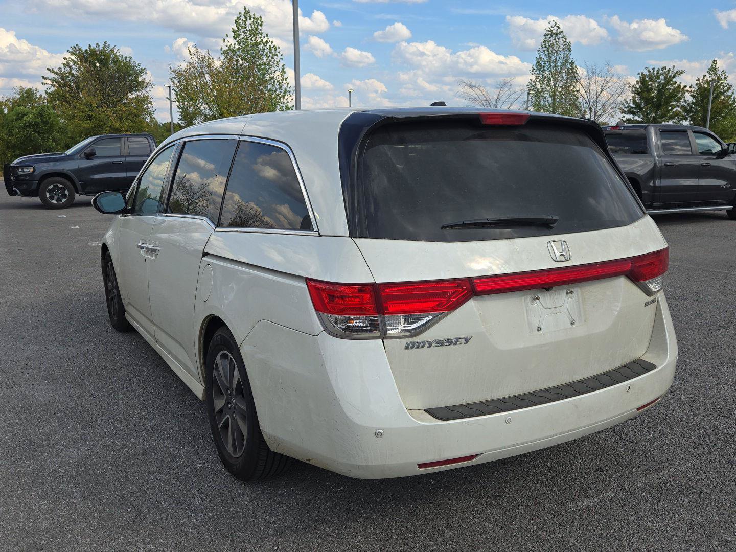 Used 2015 Honda Odyssey Touring image 5