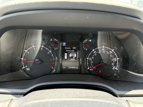 Used 2024 Toyota 4Runner SR5 Premium w/ Moonroof Package AWD/4WD image 30
