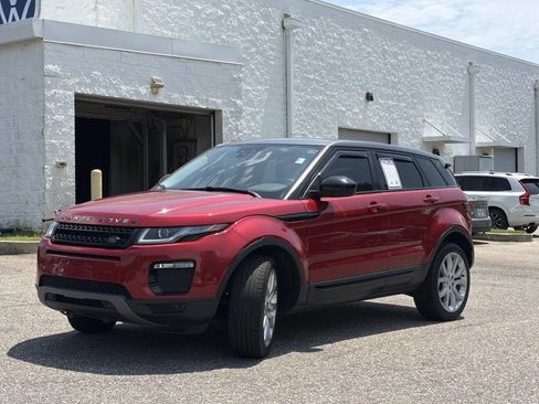 Used 2019 Land Rover Range Rover Evoque SE Premium AWD/4WD image 8