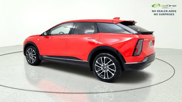 Used 2025 Cadillac Optiq Sport 2 AWD/4WD image 6