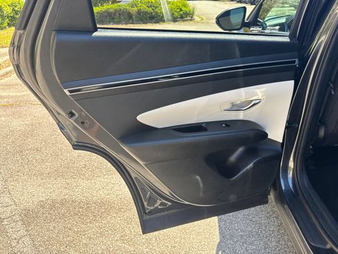 Used 2022 Hyundai Tucson SEL w/ Cargo Package FWD image 21