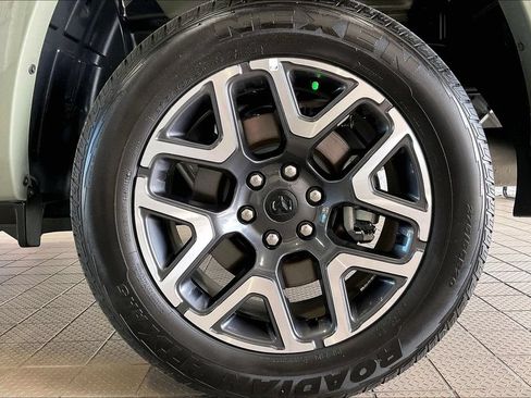 Used 2026 RAM 1500 Laramie AWD/4WD image 32
