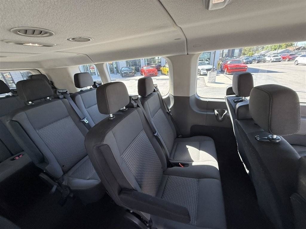 Used 2024 Ford Transit 350 XLT RWD image 20