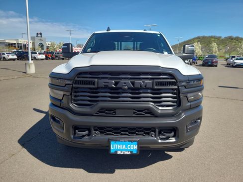 Used 2025 RAM 3500 Tradesman image 14