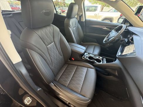 Certified 2023 Buick Envision Avenir FWD image 29